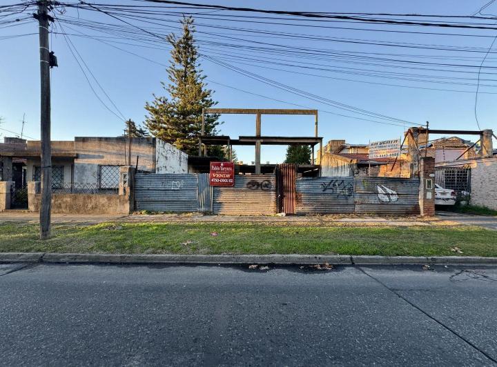 Terreno · 618m²