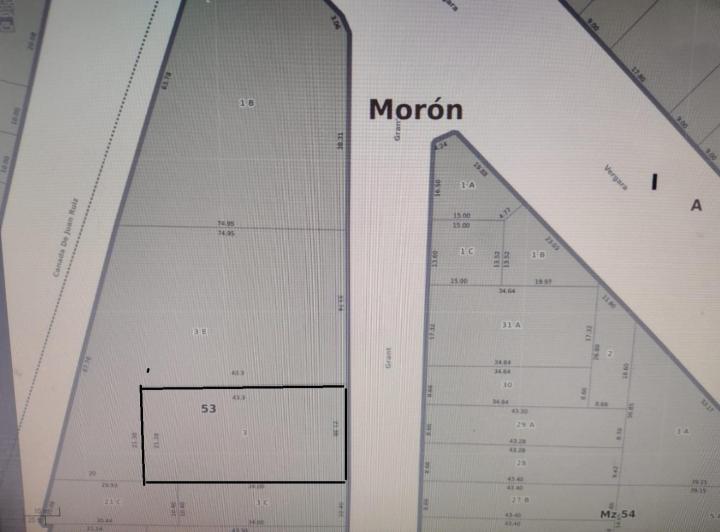 Terreno · 910m²