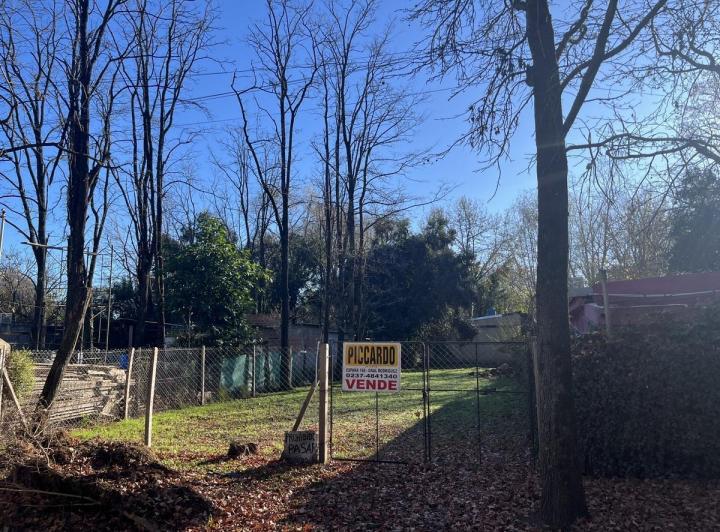 Terreno · 425m²