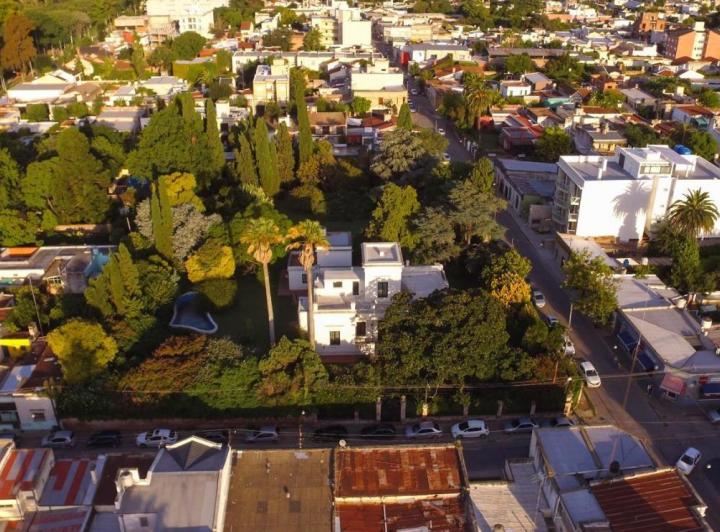 Terreno · 2472m²