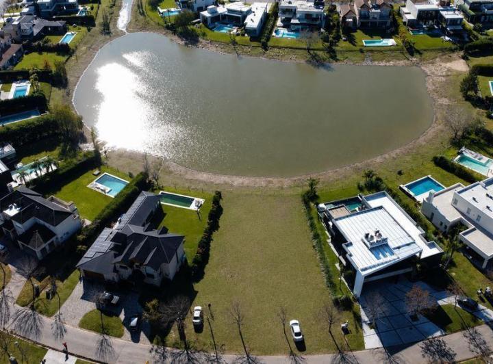 Terreno · 1250m²