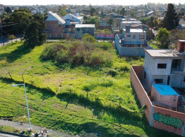 Terreno · 188m²