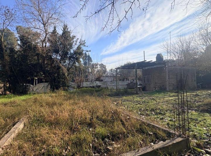 Terreno · 616m²