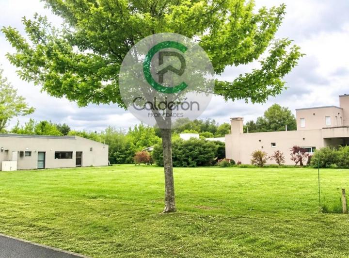 Terreno · 760m²