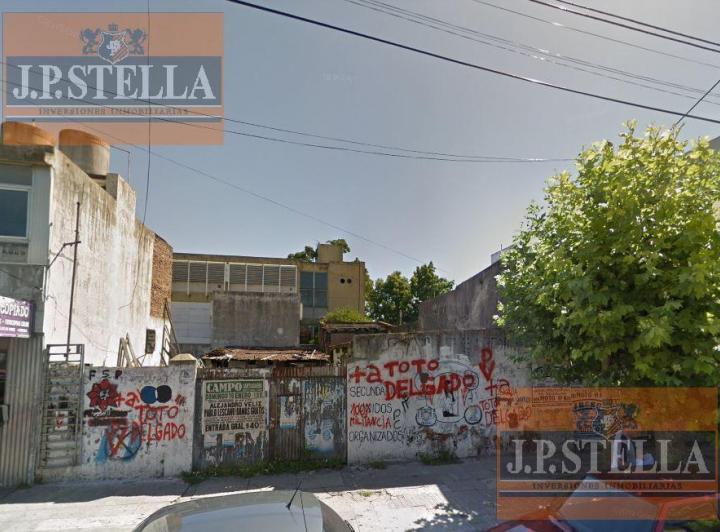 Terreno · 261m²