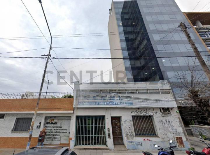 Terreno · 375m²