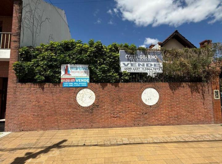 Terreno · 329m²