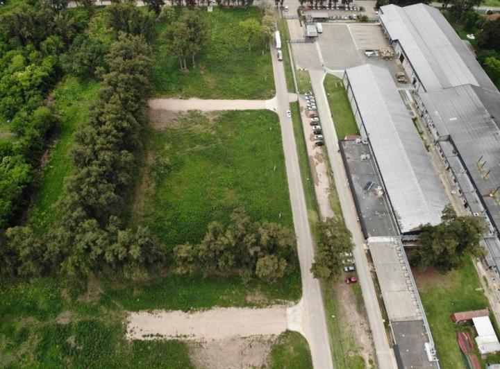 Terreno · 370m²
