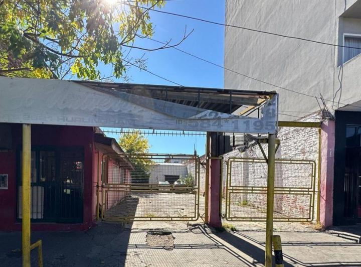 Terreno · 300m²