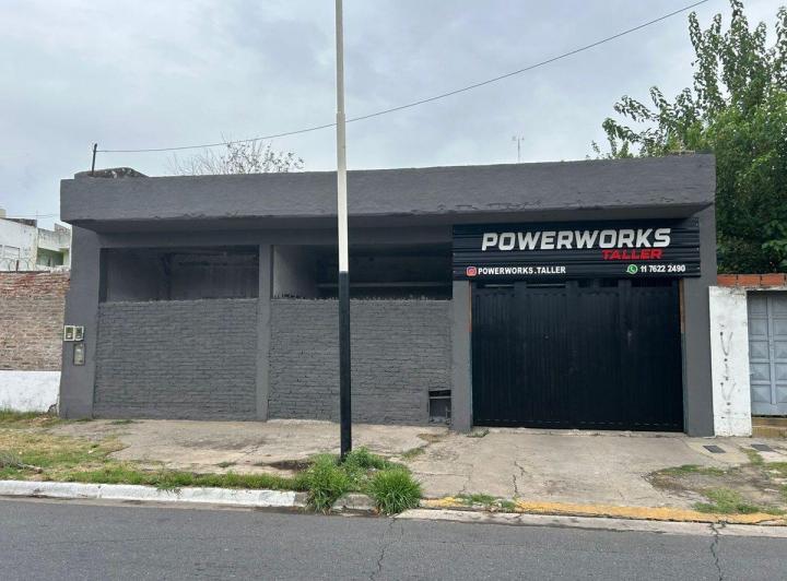 Terreno · 180m²