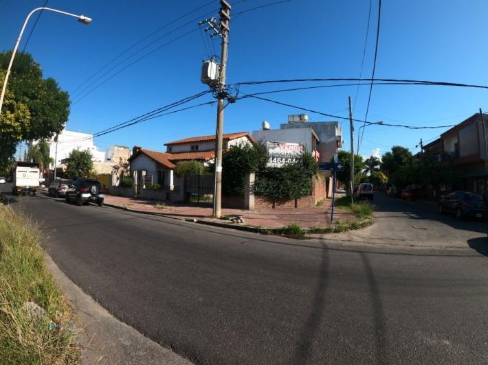 Terreno · 327m²