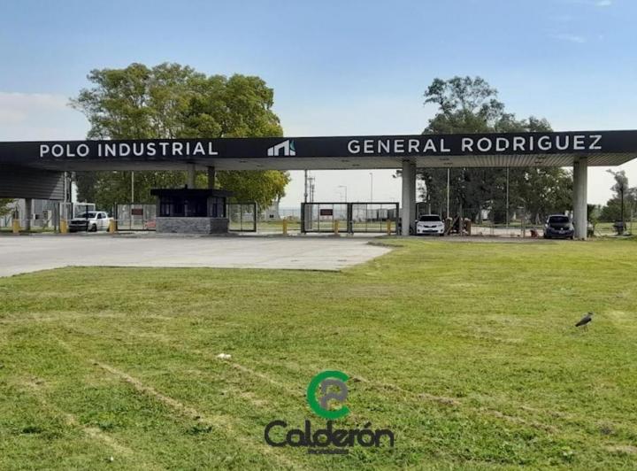 Terreno · 2500m²