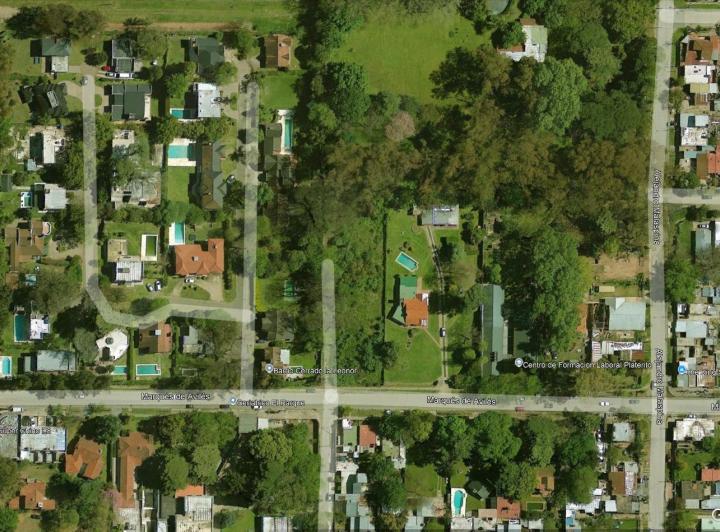 Terreno · 300m²