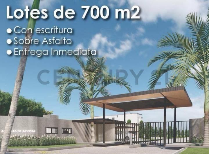 Terreno · 680m²