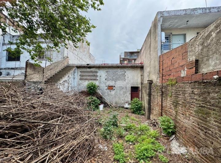 Terreno · 292m²