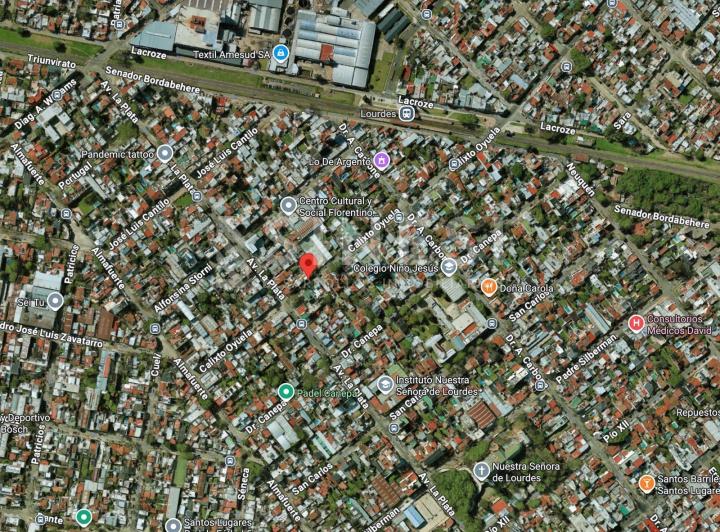 Terreno · 376m²