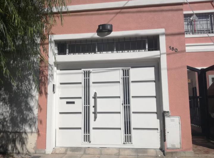 PH · 155m² · 4 Ambientes · 2 Cocheras