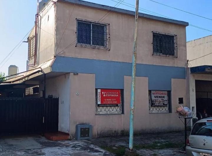 PH · 50ha · 3 Ambientes · 2 Cocheras