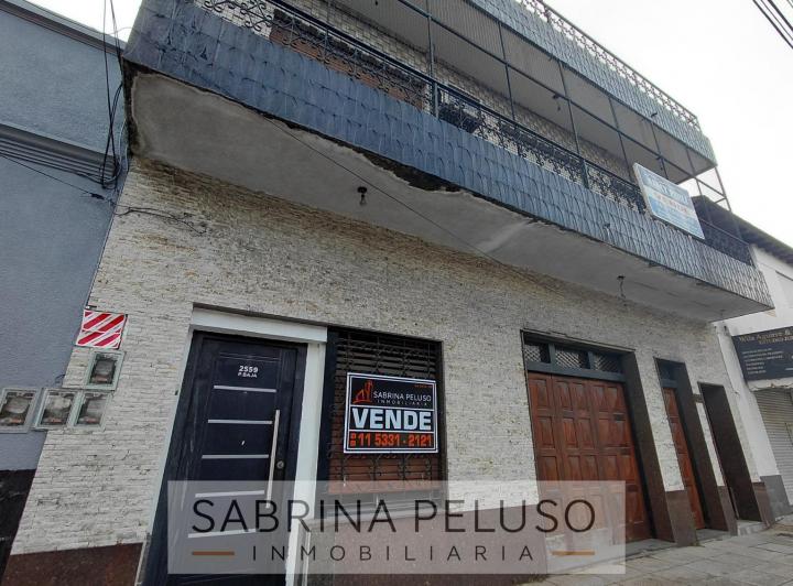 PH · 268m² · 7 Ambientes · 1 Cochera