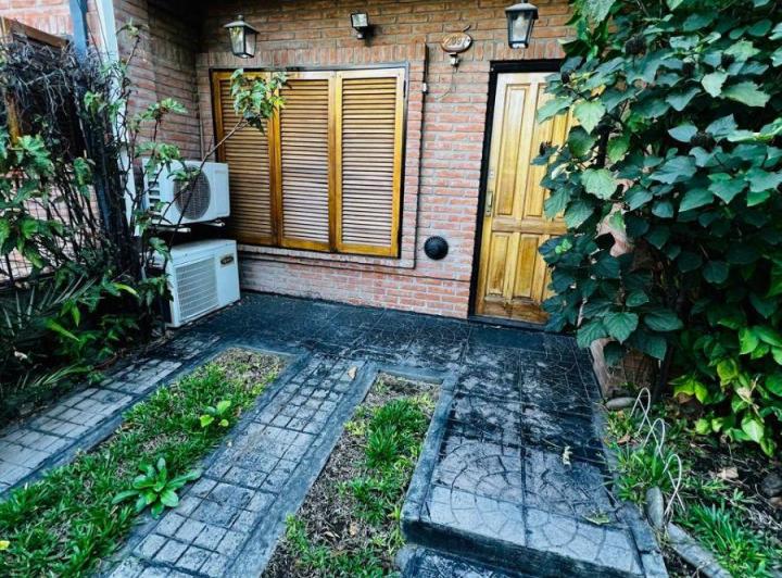 PH · 104m² · 4 Ambientes · 1 Cochera