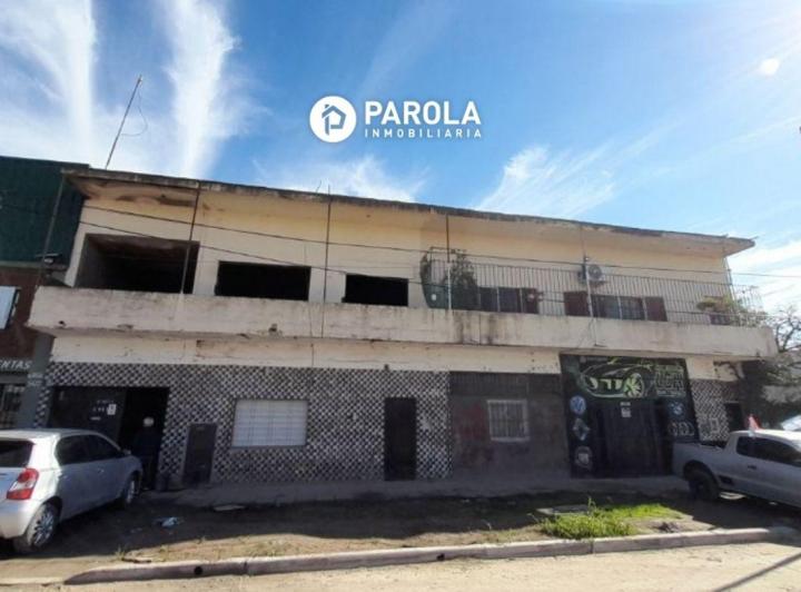 Local comercial · 450m² · 10 Ambientes · 1 Cochera