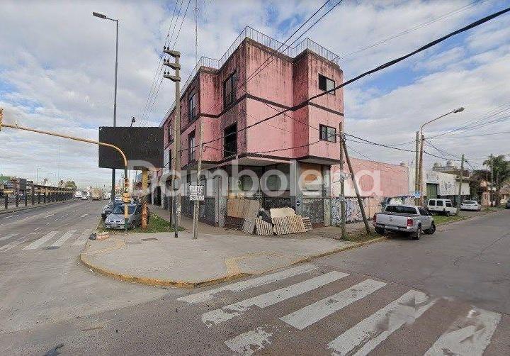 Local comercial · 1475m²