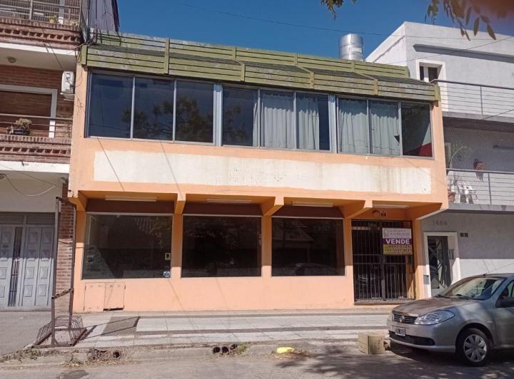 Local comercial · 990m² · 11 Ambientes