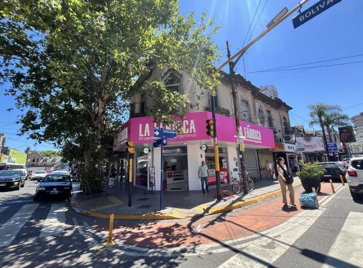 Local comercial · 469m² · 1 Cochera