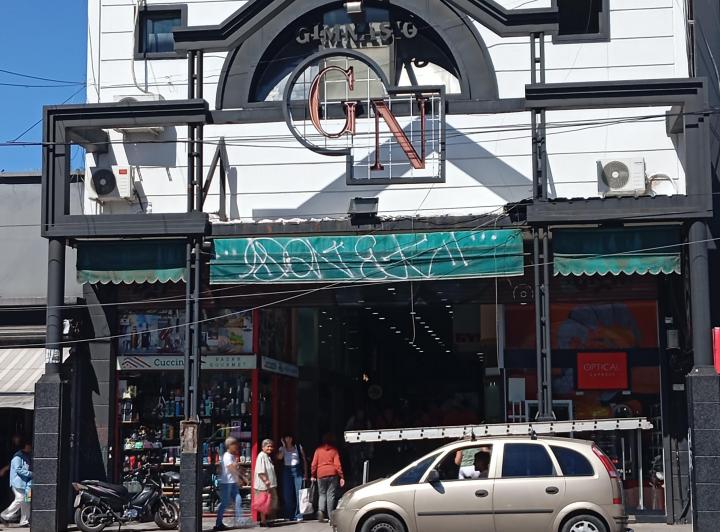 Local comercial · 300m²