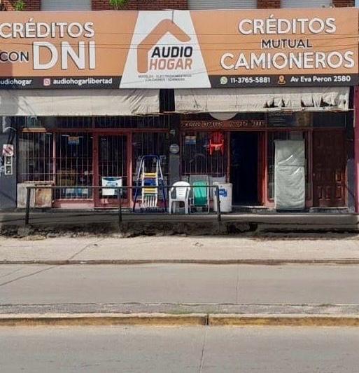 Local comercial · 250m² · 5 Ambientes