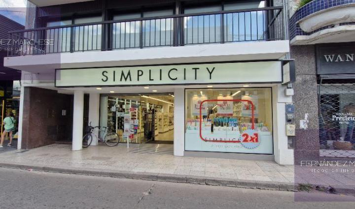 Local comercial · 370m² · 1 Ambiente