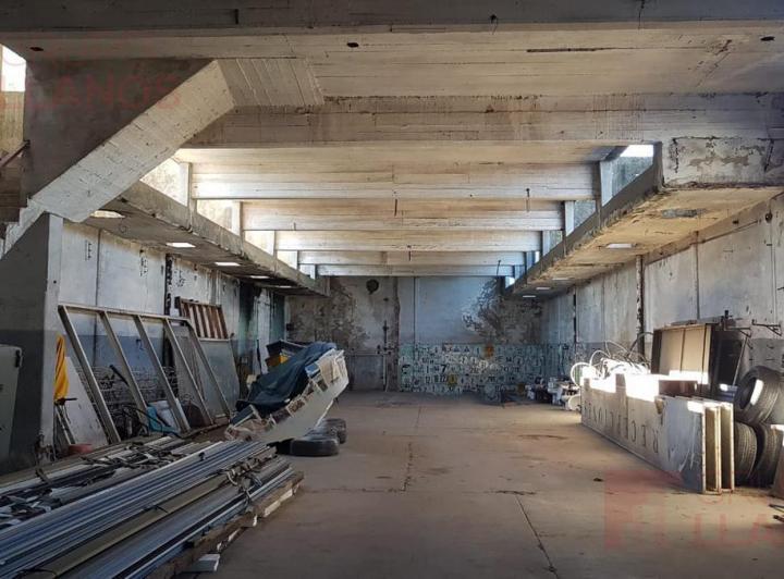 Local comercial · 1029m²