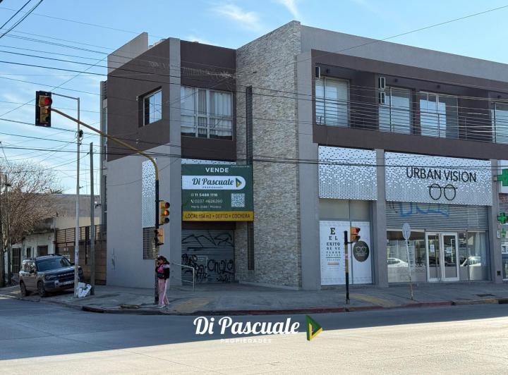 Local comercial · 167m² · 5 Ambientes · 1 Cochera