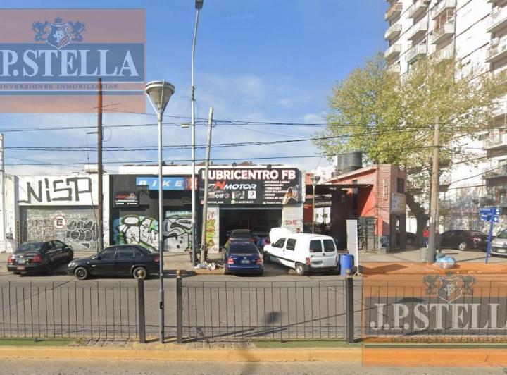 Local comercial · 784m²