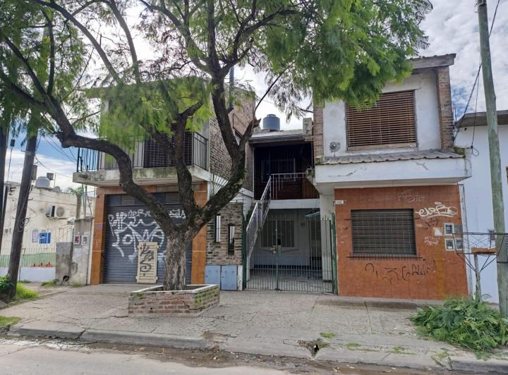 Local comercial · 300m² · 8 Ambientes