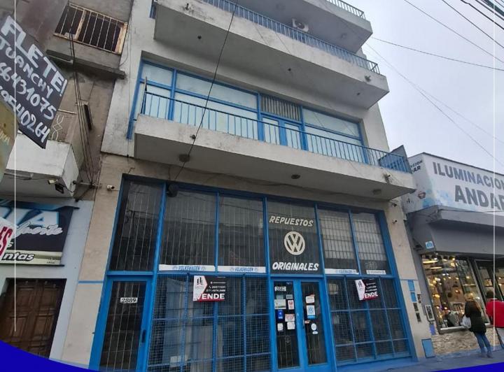 Local comercial · 540000m² · 8 Ambientes