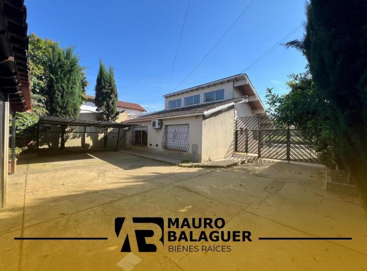 Local comercial · 140m² · 5 Ambientes · 8 Cocheras