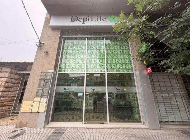 Local comercial · 130m² · 2 Ambientes