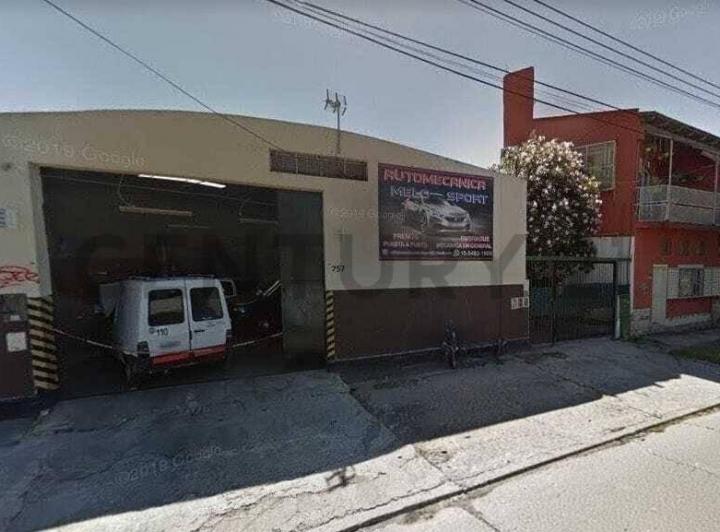 Local comercial · 332m² · 5 Ambientes · 3 Cocheras