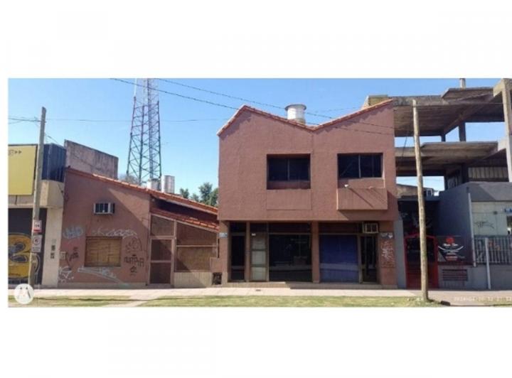 Local comercial · 200m² · 9 Ambientes
