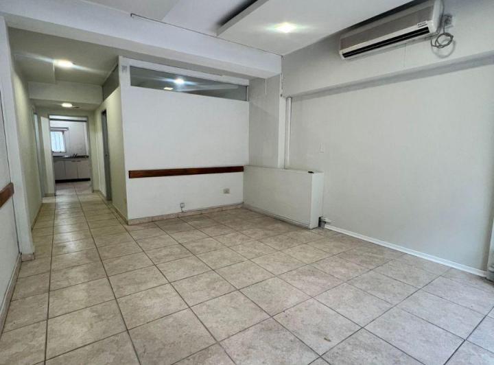 Local comercial · 68m² · 3 Ambientes