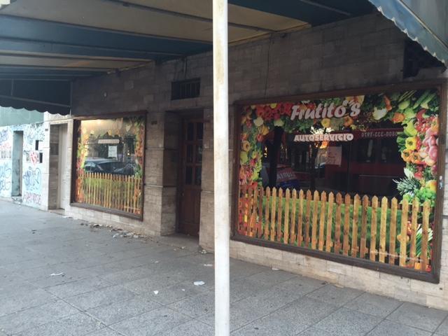 Local comercial · 130m²