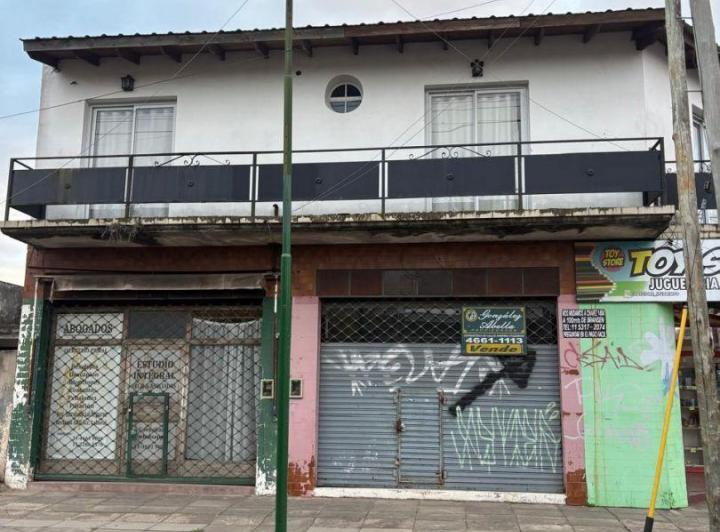 Local comercial · 210m² · 3 Ambientes