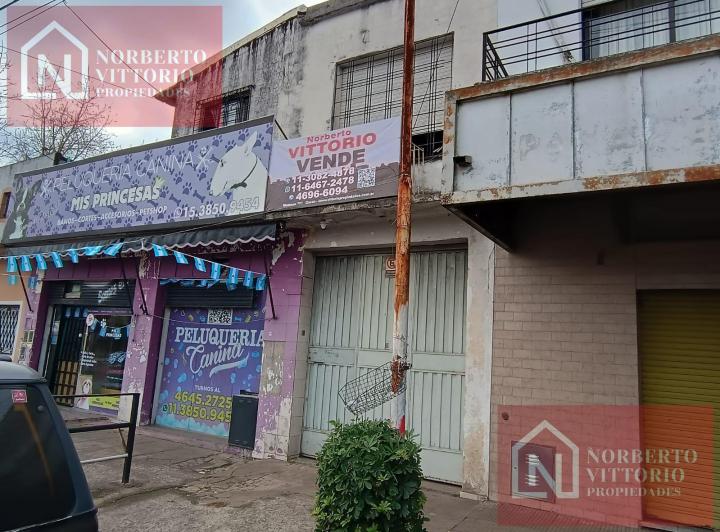Local comercial · 200m² · 3 Ambientes · 2 Cocheras