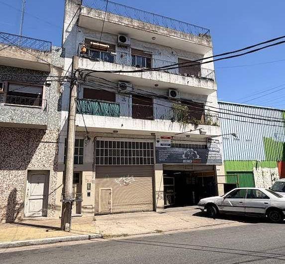 Local comercial · 96m² · 2 Ambientes