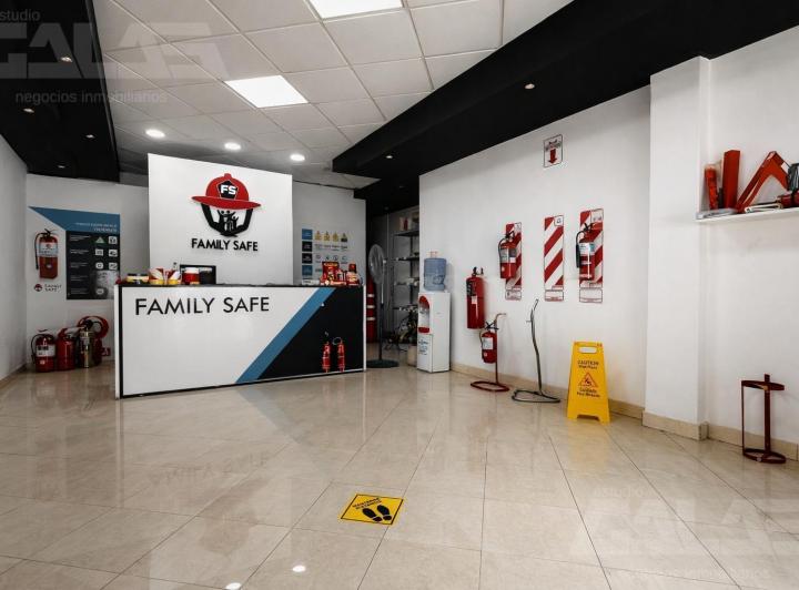 Local comercial · 115m²
