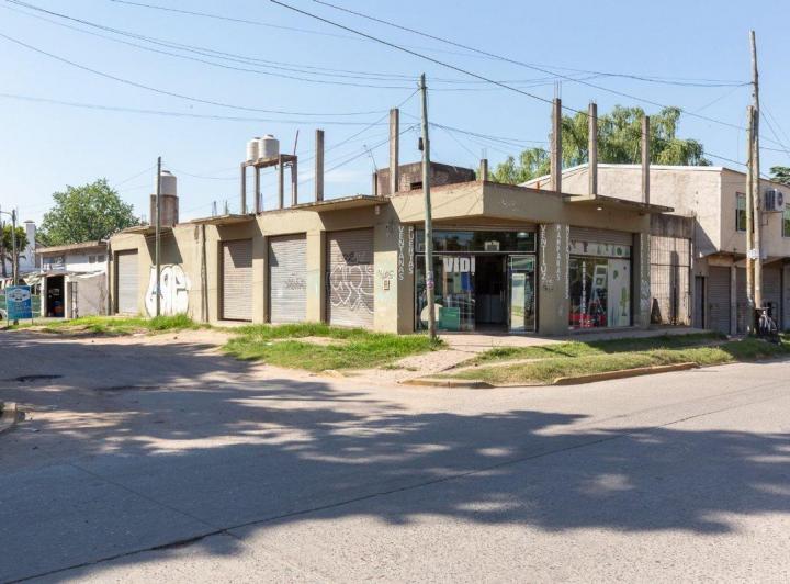 Local comercial · 457m²