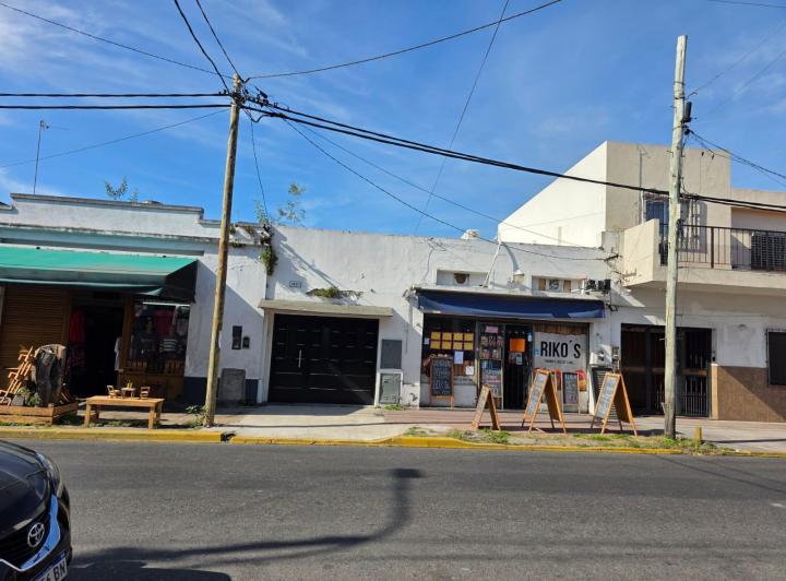 Local comercial · 220m²