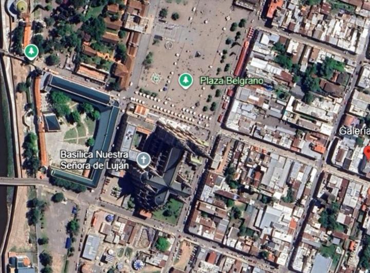 Local comercial · 1202m²