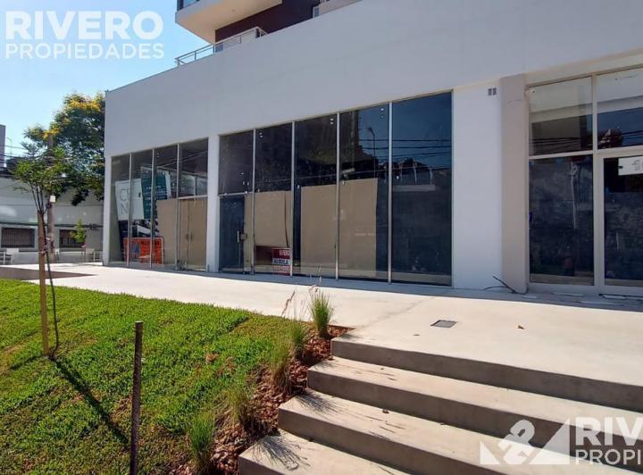 Local comercial · 114m²